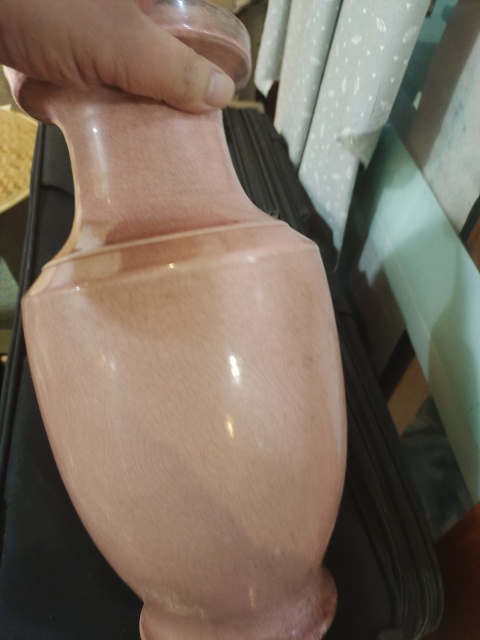 古玩陶瓷紅哥釉盤口瓶拍賣，當(dāng)前價(jià)格1300元