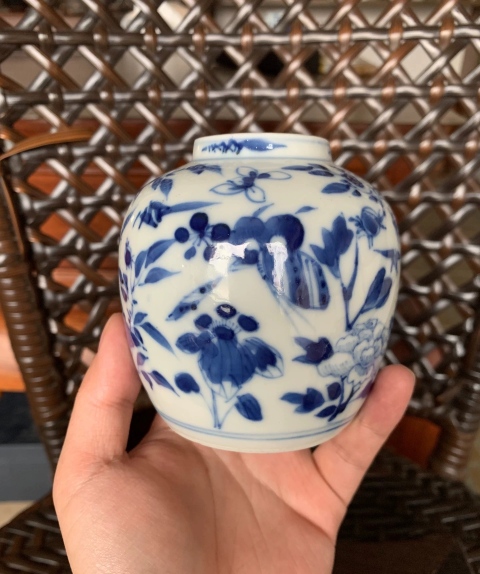 古玩陶瓷清晚期青花花鳥(niǎo)紋罐拍賣(mài),當(dāng)前價(jià)格2200元