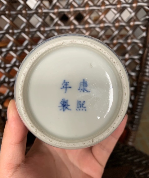 古玩陶瓷清晚期青花花鳥(niǎo)紋罐拍賣(mài),當(dāng)前價(jià)格2200元