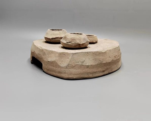 古玩陶瓷戰漢陶灶一套拍賣，當前價格500元