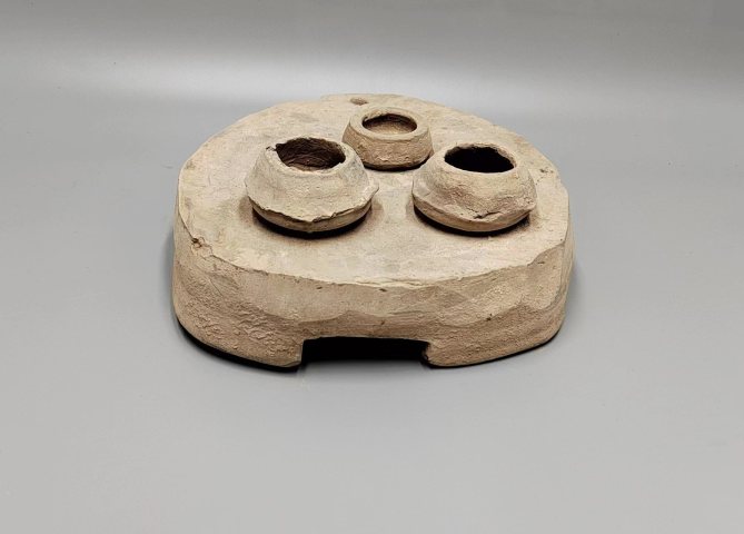 古玩陶瓷戰漢陶灶一套拍賣，當前價格500元