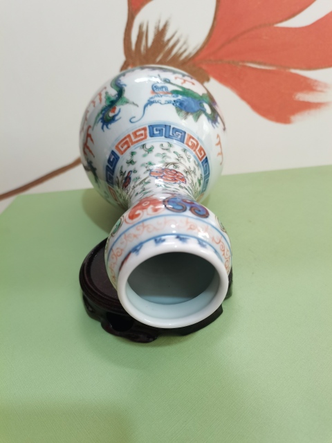 古玩陶瓷青花加彩云龍紋蒜頭瓶拍賣，當前價格12800元
