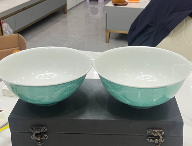 古玩陶瓷松石綠釉軋道雙龍戲珠紋大碗一對拍賣，當前價格3600元