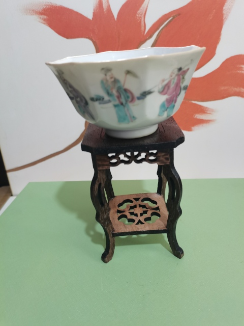 古玩陶瓷清同治,八仙圖粉彩碗拍賣,當(dāng)前價(jià)格7500元