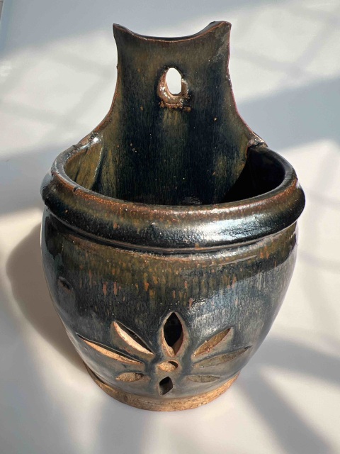 古玩陶瓷精品 磁州窯窯變黑釉鏤空花卉筷籠拍賣，當前價格580元
