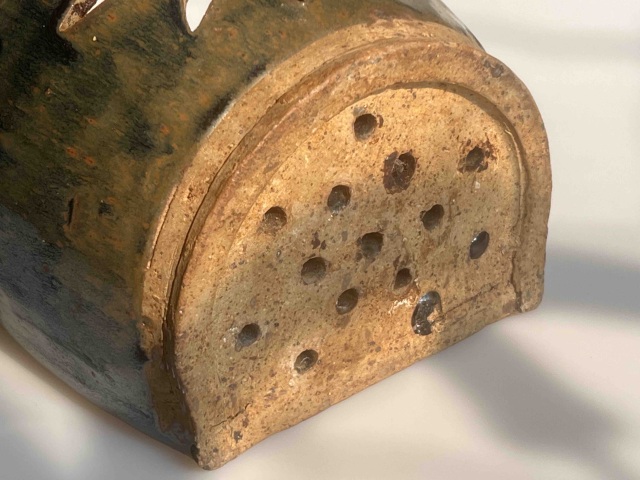 古玩陶瓷精品 磁州窯窯變黑釉鏤空花卉筷籠拍賣，當前價格580元