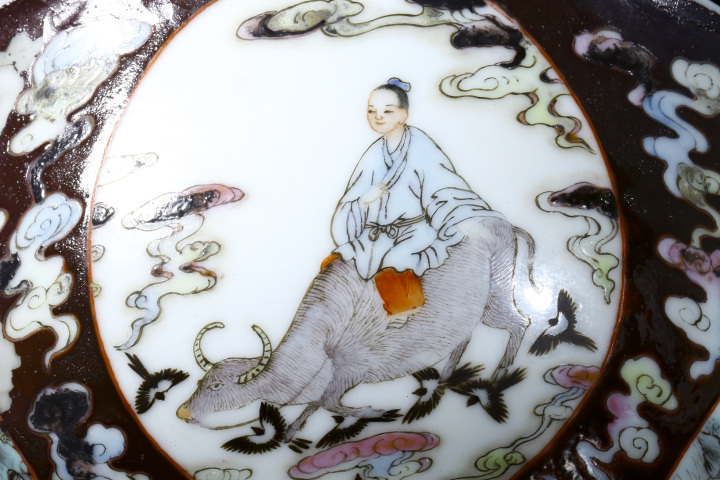 古玩陶瓷清末民初·粉彩開窗鵲橋仙人紋碗拍賣,當前價格3774元