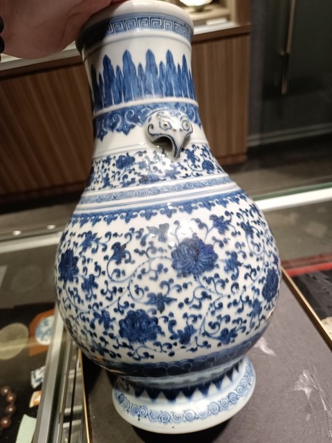 古玩陶瓷青花尊拍賣(mài)，當(dāng)前價(jià)格39800元