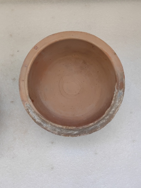 古玩陶瓷黃綠釉蓋盒拍賣，當(dāng)前價(jià)格850元