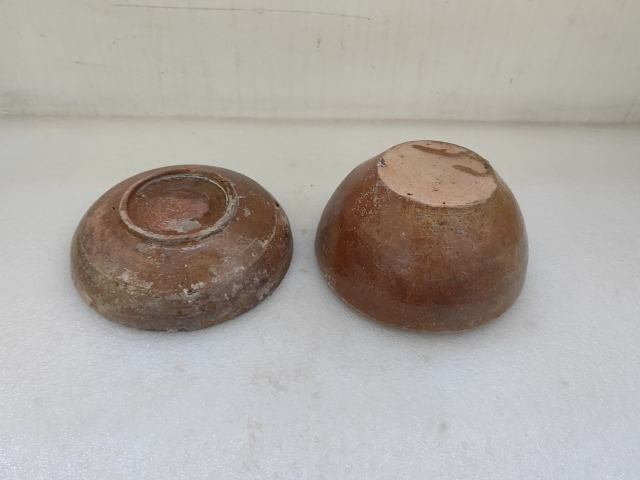古玩陶瓷黃綠釉蓋盒拍賣，當(dāng)前價(jià)格850元
