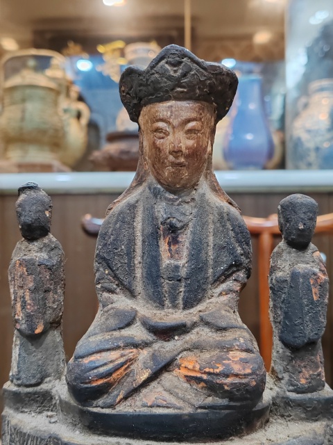 古玩雜項清代木雕觀音像拍賣,當前價格1500元