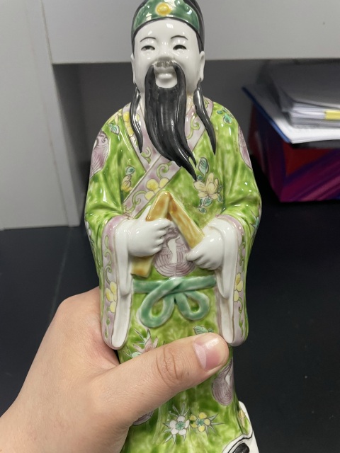 古玩陶瓷民國·粉彩八仙曹國舅造像拍賣,當前價格3680元