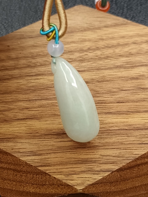 古玩玉器小精品天然翡翠掛件399拍賣,當前價格399元