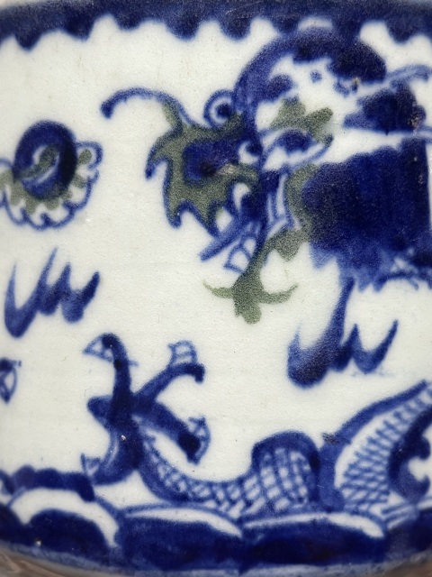 古玩陶瓷清代青花加彩趕珠龍紋筒式爐拍賣，當(dāng)前價格2200元