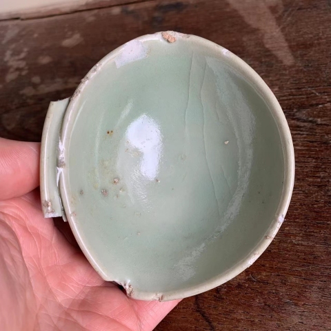 古玩陶瓷元代龍泉青瓷茶盞拍賣,當(dāng)前價(jià)格298元
