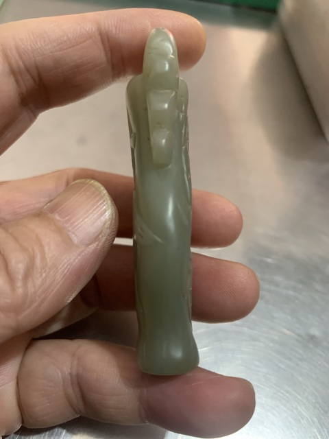 古玩玉器和田玉雕“龍鳳紋瓶”拍賣,當前價格666元