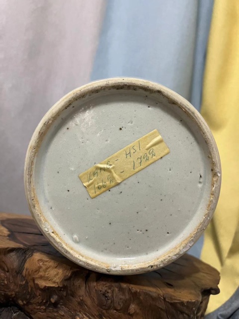 古玩陶瓷乾隆青花山水人物紋蓋罐拍賣,當前價格1500元