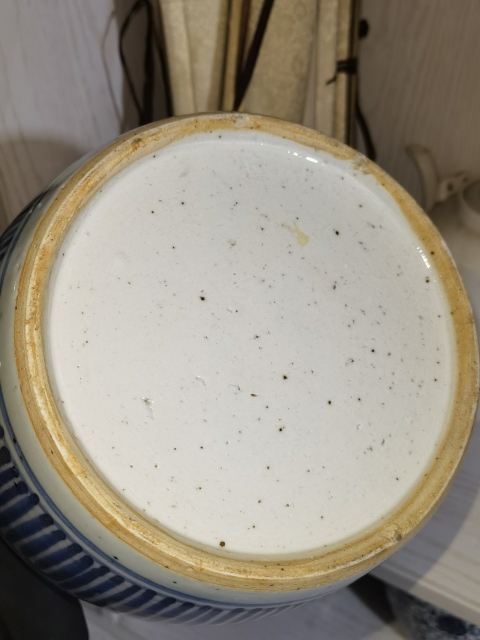 古玩陶瓷花卉紋青花罐拍賣，當前價格2000元