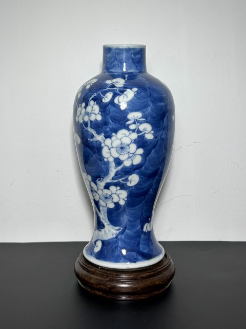 古玩陶瓷清光緒·青花留白冰梅圖雞腿瓶/梅瓶拍賣,當前價格980元