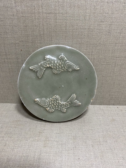 古玩陶瓷龍泉青瓷雙魚標本拍賣,當前價格600元