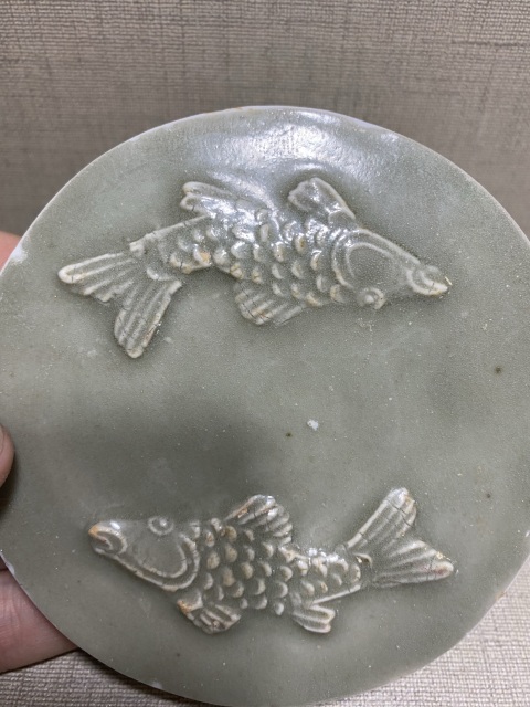 古玩陶瓷龍泉青瓷雙魚標本拍賣,當前價格600元