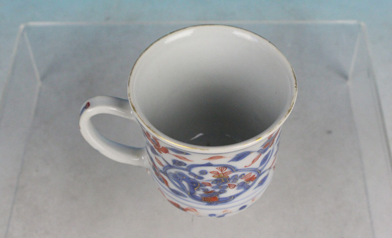 古玩陶瓷青花礬紅描金花卉紋把杯拍賣,當前價格1200元