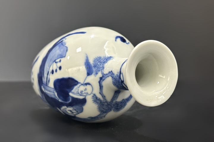 古玩陶瓷光緒青花虎溪三笑紋萊菔賞瓶拍賣,當(dāng)前價格4588元