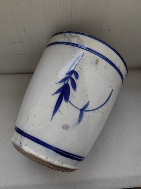 古玩陶瓷青花花鳥紋畫缸拍賣,當(dāng)前價格1500元