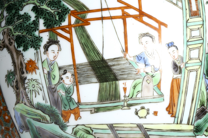 古玩陶瓷晚清·五彩錦地開窗人物故事紋將軍罐拍賣,當前價格16000元