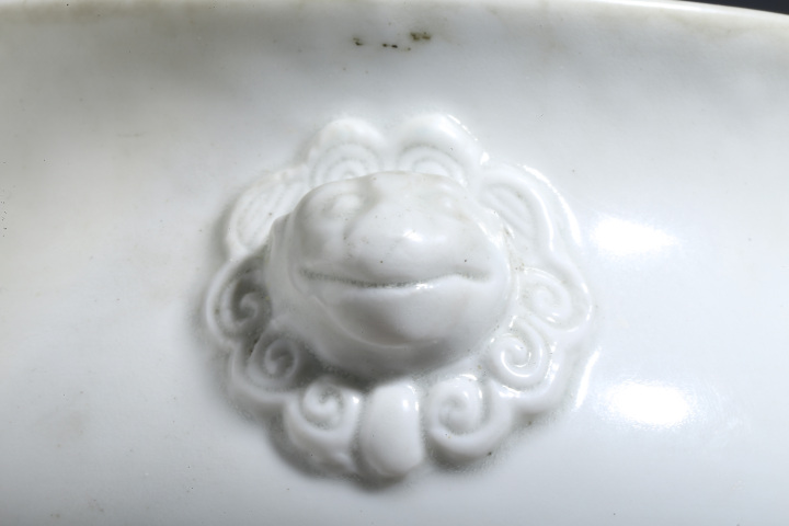 古玩陶瓷清·德化窯白釉獅耳爐拍賣，當前價格2200元