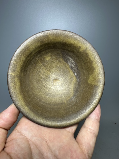 古玩陶瓷金元?青釉茶園拍賣,當(dāng)前價格2500元
