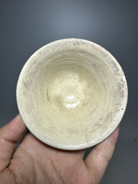 古玩陶瓷金元·白釉茶杯拍賣，當(dāng)前價(jià)格698元