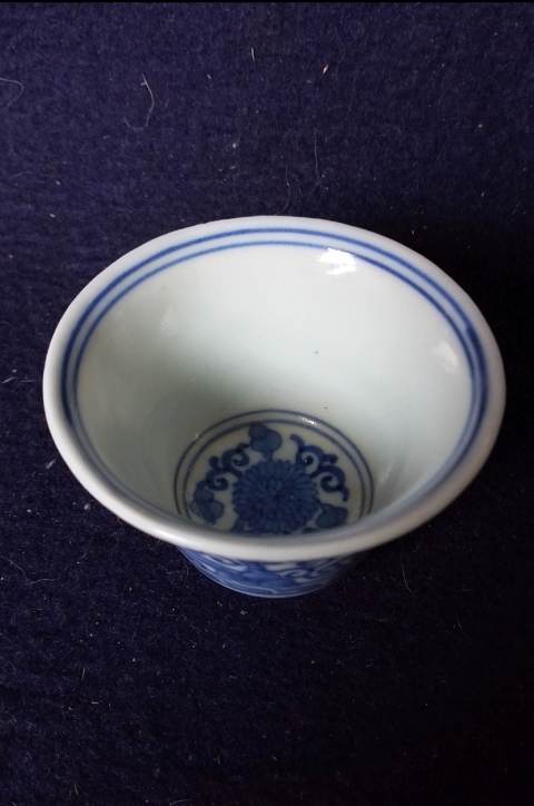 古玩陶瓷創匯期藍釉螭龍耳瓶拍賣,當前價格500元