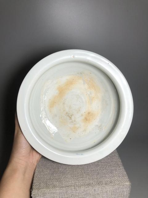 古玩陶瓷清康熙,青花山水人物紋三足爐拍賣,當前價格5000元
