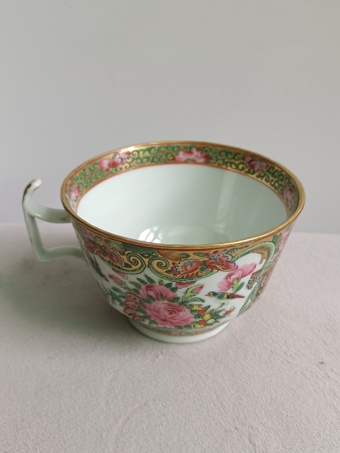 古玩陶瓷廣彩描金開窗花鳥把杯拍賣,當前價格498元