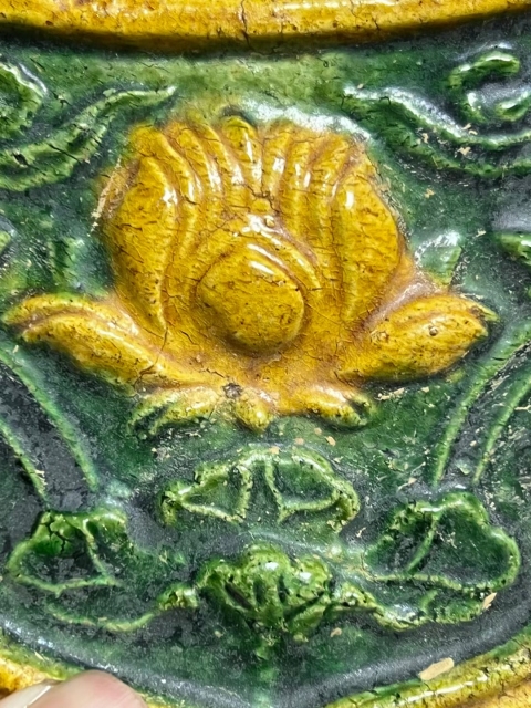 古玩陶瓷清代琉璃釉蓮池紋滴水瓦當(dāng)拍賣，當(dāng)前價(jià)格1500元