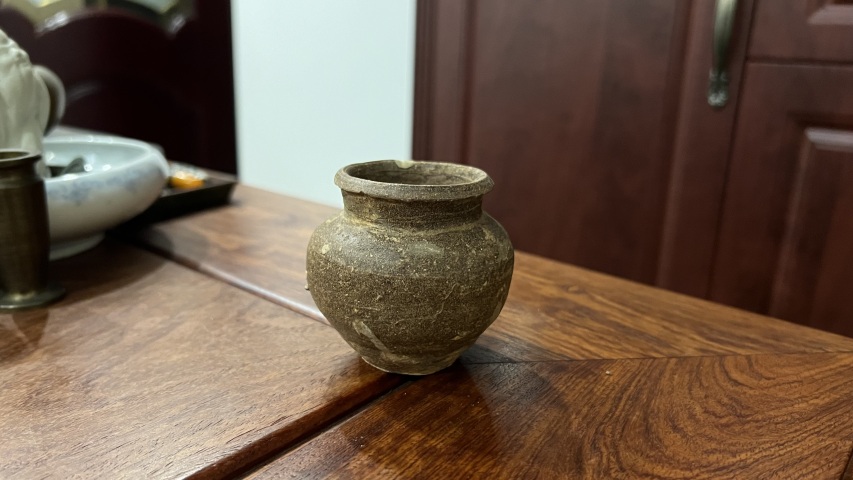古玩陶瓷宋元褐釉罐拍賣(mài),當(dāng)前價(jià)格199元