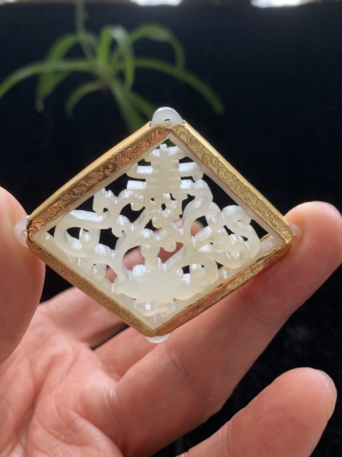 古玩玉器清代和田玉鏤雕八寶如意壽字牌拍賣(mài)，當(dāng)前價(jià)格48000元