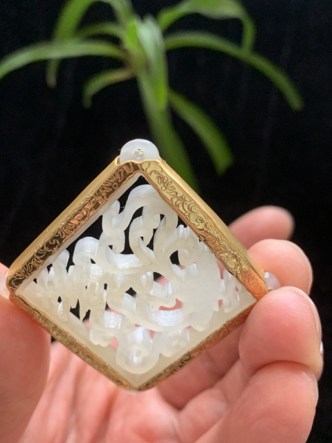 古玩玉器清代和田玉鏤雕八寶如意壽字牌拍賣(mài)，當(dāng)前價(jià)格48000元