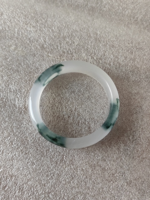 古玩玉器獨(dú)龍玉手鐲拍賣,當(dāng)前價(jià)格398元