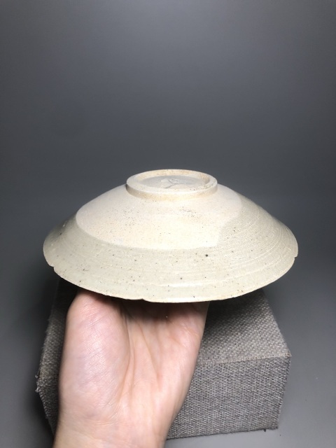 古玩陶瓷(南宋)青白釉葵口盤拍賣,當前價格0元