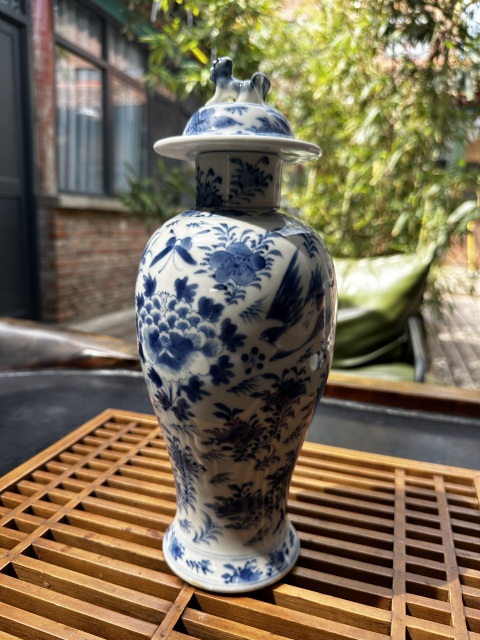 古玩陶瓷清晚細路花鳥紋青花大雞腿瓶拍賣,當前價格4555元