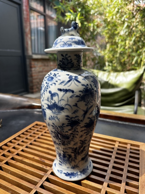 古玩陶瓷清晚細路花鳥紋青花大雞腿瓶拍賣,當前價格4555元
