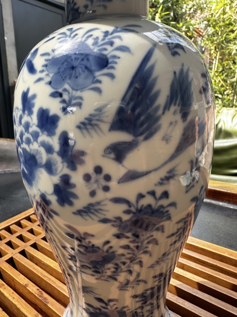 古玩陶瓷清晚細路花鳥紋青花大雞腿瓶拍賣,當前價格4555元