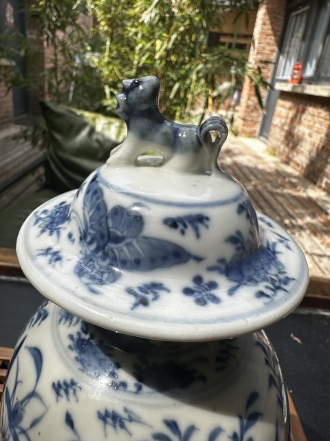 古玩陶瓷清晚細路花鳥紋青花大雞腿瓶拍賣,當前價格4555元