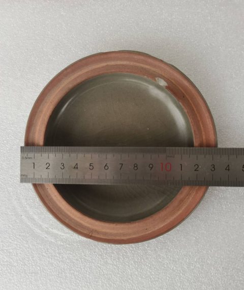 古玩陶瓷龍泉蓮瓣紋蓋拍賣，當前價格600元
