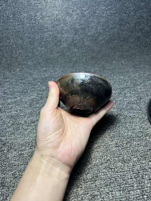 古玩陶瓷館藏級精品南宋建窯油滴盞茶漏拍賣，當前價格198元