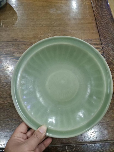 古玩陶瓷龍泉窯青釉盤拍賣，當前價格12600元