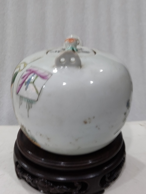 古玩雜項粉彩瓷壺拍賣,當(dāng)前價格388元