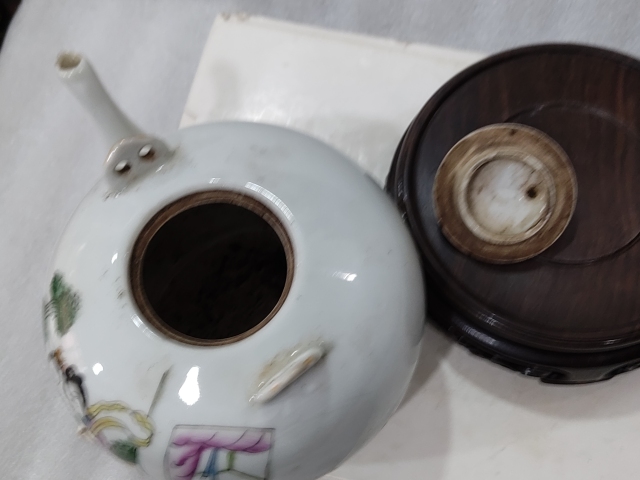 古玩雜項粉彩瓷壺拍賣,當(dāng)前價格388元